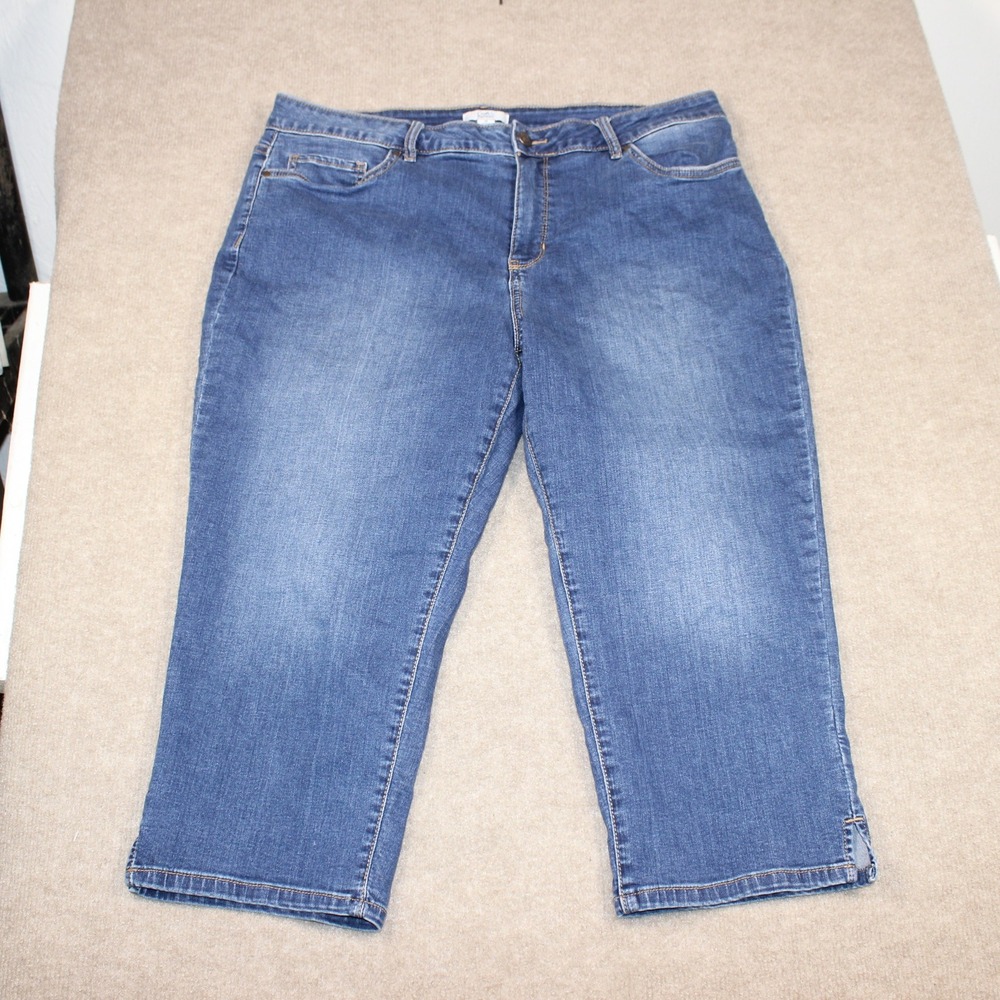 Croft & Barrow Womens Size 18 Medium Wash Denim Capri Jeans Cropped Pants